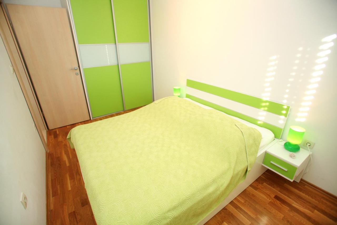Apartments Nakir Slatine Room photo